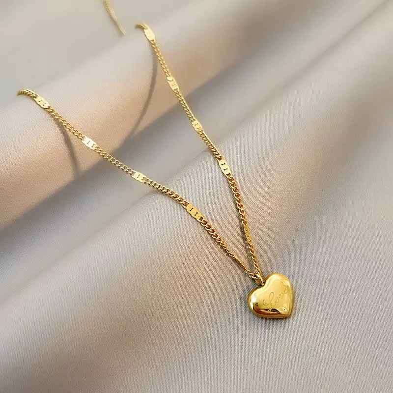 Collier couleur or, 1 pièce, Simple, mode, cœur de pêche gravé, chaîne de clavicule d'amour, cadeaux