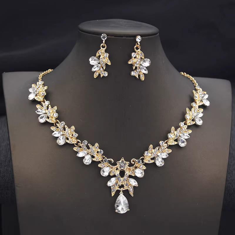Ensemble de colliers et boucles d'oreilles pour femmes, 14 couleurs, à la mode, goutte d'eau, ras du
