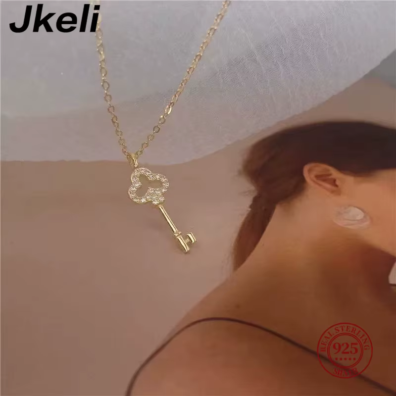 Jkeli S925 argent Sterling brillant Zircon mignon clé pendentif collier pour les femmes mode Simple