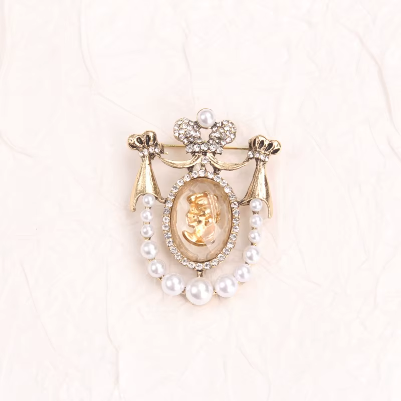 Broche camée en alliage Vintage avec perles et strass, épingle classique élégante pour accessoire de
