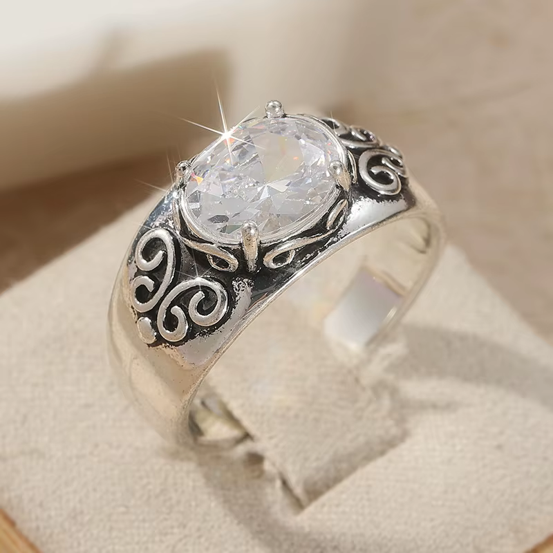 Bague de mode pour dames de nouveau style créatif unique, sertie de bijoux de mode en zircone synthé