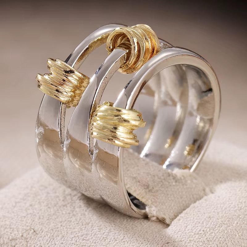 Bague vintage pour femme sculptée à la main, en métal bicolore, motif géométrique, pour usage quotid