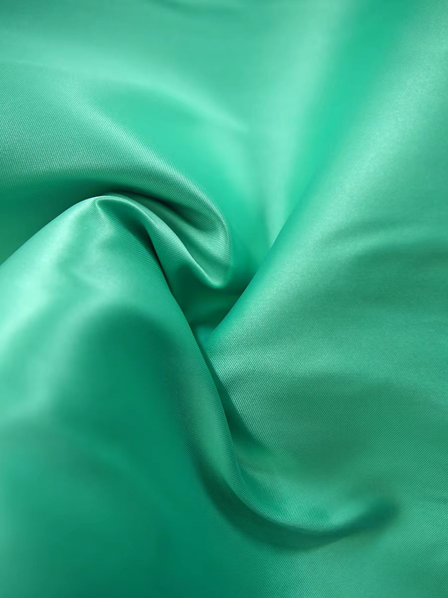 Tissu Mikado en satin sergé pour robe de mariée haut de gamme, tissu personnalisé à la mode pour vêt