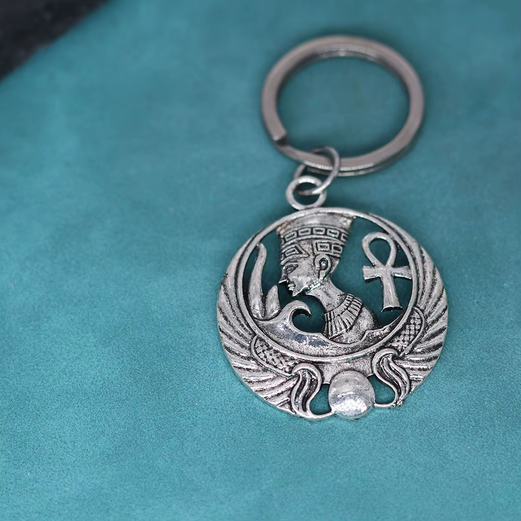 Porte-clés Talisman de la reine égyptienne antique pour femmes, pendentif en acier inoxydable, néfer