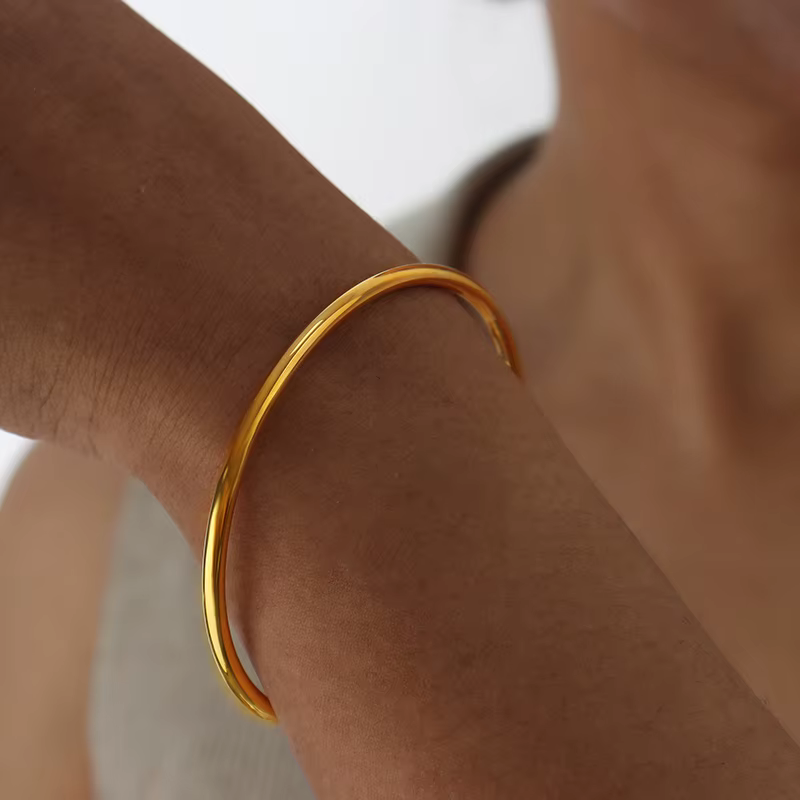 Bracelet rond minimaliste en acier inoxydable pour femme, bracelet de document en or élégant, access