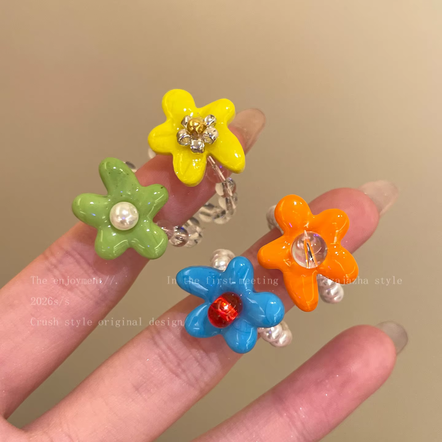 Bague perlée à fleurs colorées, bijoux pour les vacances d'été