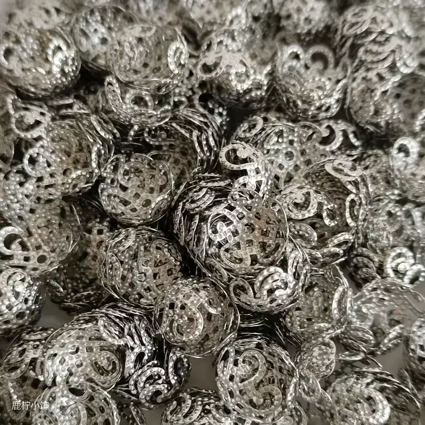 200/1000 pièces 10mm cinq pétales de fleurs filigrane perles bouchons pour la fabrication de bijoux 