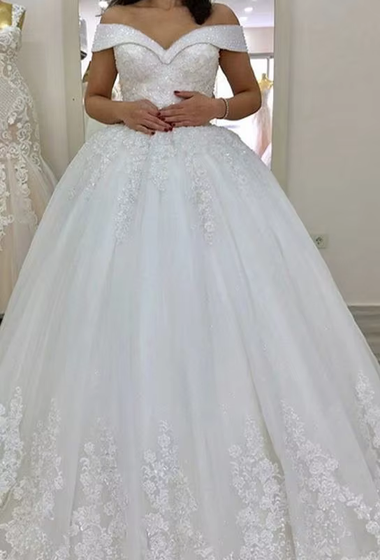 Robe de mariée à col en V personnalisée, robe de Rhde princesse, dentelle, perles de diamant, luxe i