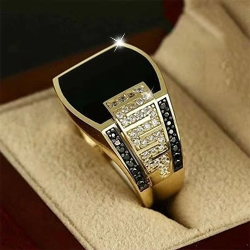 Bague classique pour hommes, en métal, couleur or, incrustée de pierre noire, Zircon, Punk, fiançail