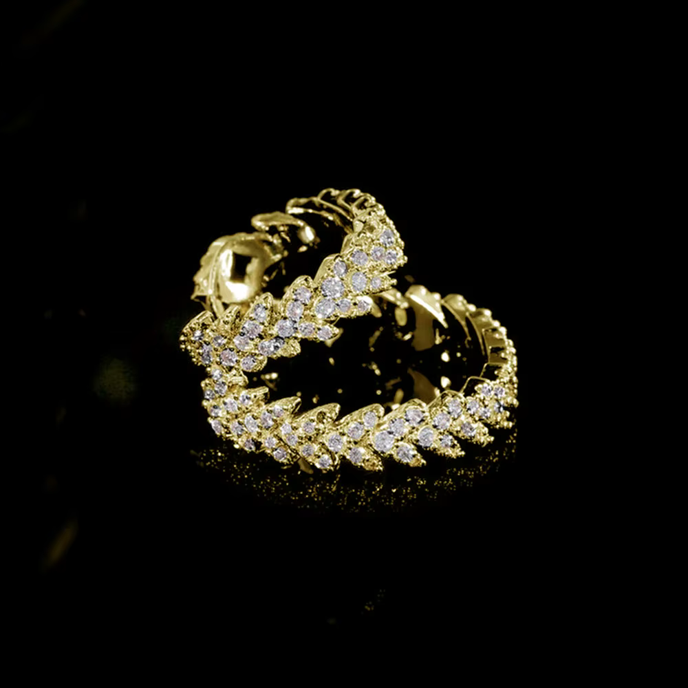 Boucles d'oreilles en forme de feuille de cristal pour femmes, 1 pièce, sans perçage, couleur argent