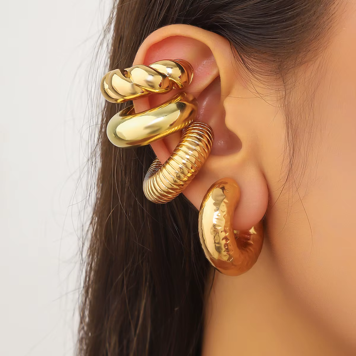 Ensemble de bijoux rétro élégant pour femmes, 4 pièces, Clip d'oreille doré sans trou d'oreille, usa