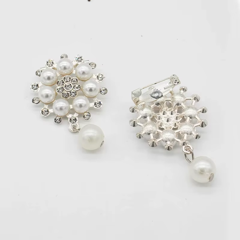 Broche fleur Simple strass/perle pour épingles, bijoux pour femmes, bricolage, couture de vêtements,