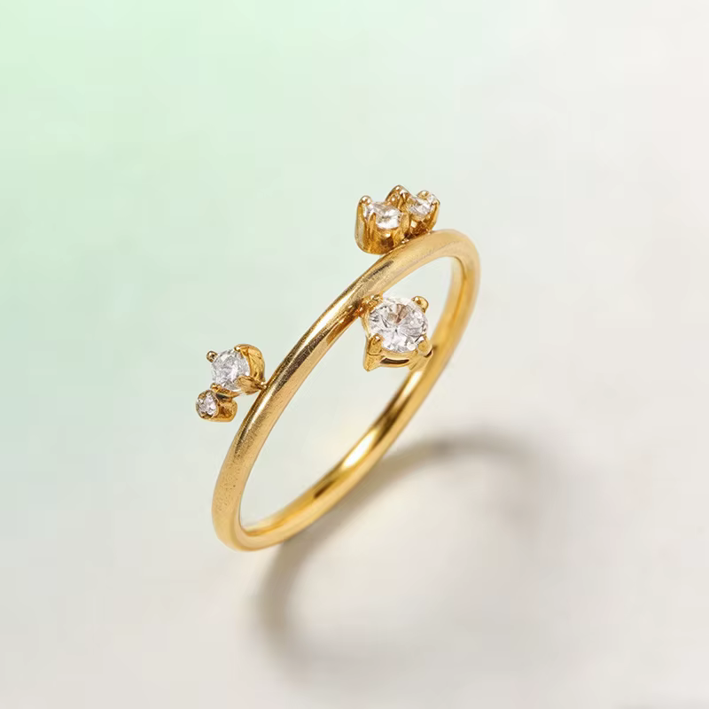 Bague délicate en zircone dispersée, unique, minimaliste, élégante, à empiler, en or, avec grappe de