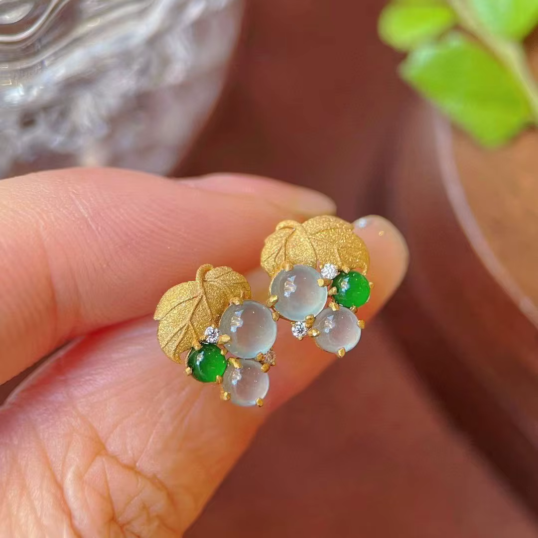 Boucles d'oreilles en calcédoine de graine de glace naturelle fraîche pour femmes, petites boucles d