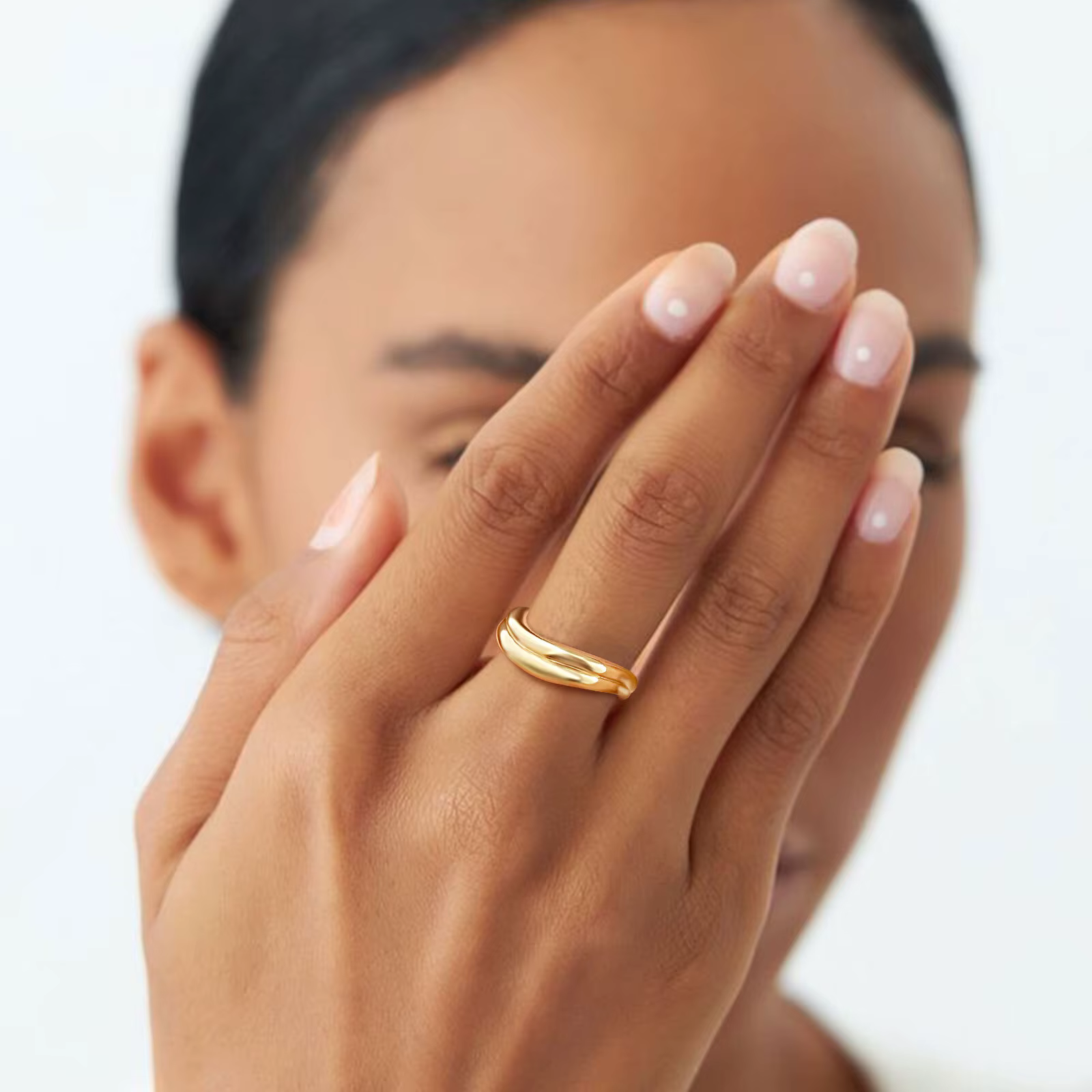Bague à nœud d'amour pour femmes, bague empilable délicate plaquée or en acier inoxydable, petits bi