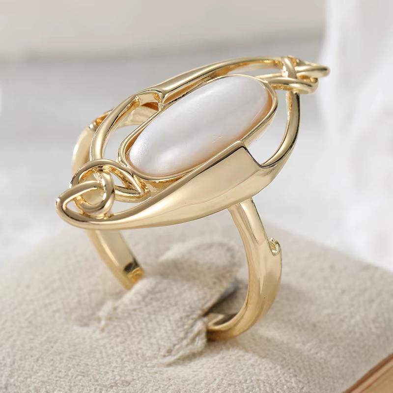 Bague vintage pour femme incrustée de pierres blanches, couleur or ethnique, géométrique, pour usage