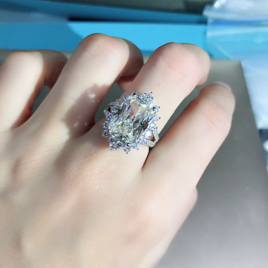 WUIHA Bague Cocktail Vintage en Argent Sterling 925 avec Saphir de Laboratoire Taille Coussin 6 CT, 