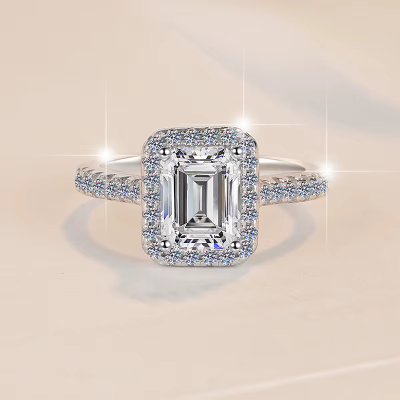 Bague en moissanite rectangulaire taille émeraude 2 carats, argent sterling 925 de qualité supérieur