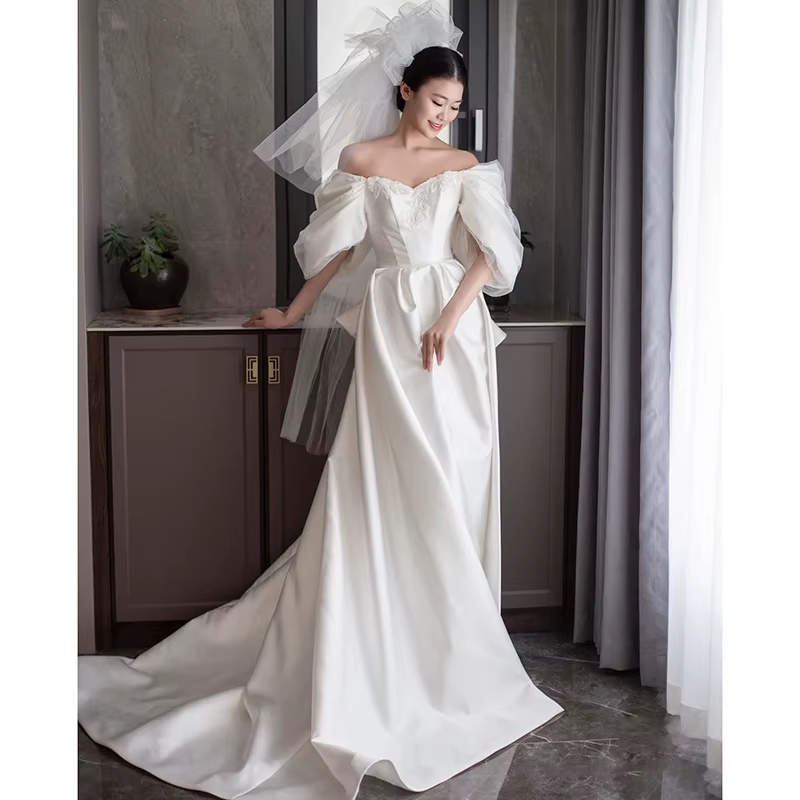 Robe de Mariée Légère en Satin avec Manches Lanternes Françaises, Tenue de Soirée Personnalisée, Sty