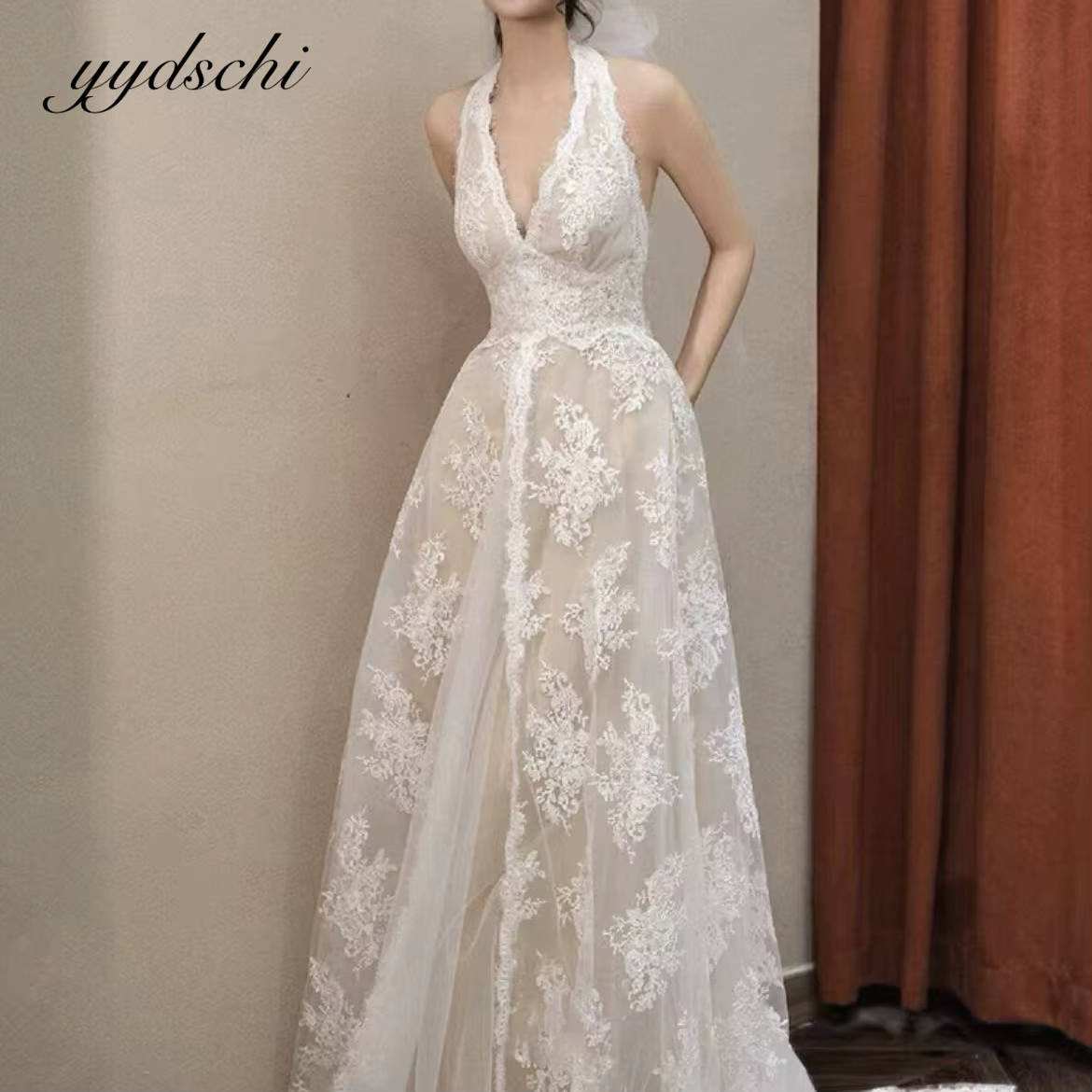 Personnalisé élégant 2025 robes de mariée col en v pur blanc dentelle blanc/ivoire robes de mariée T