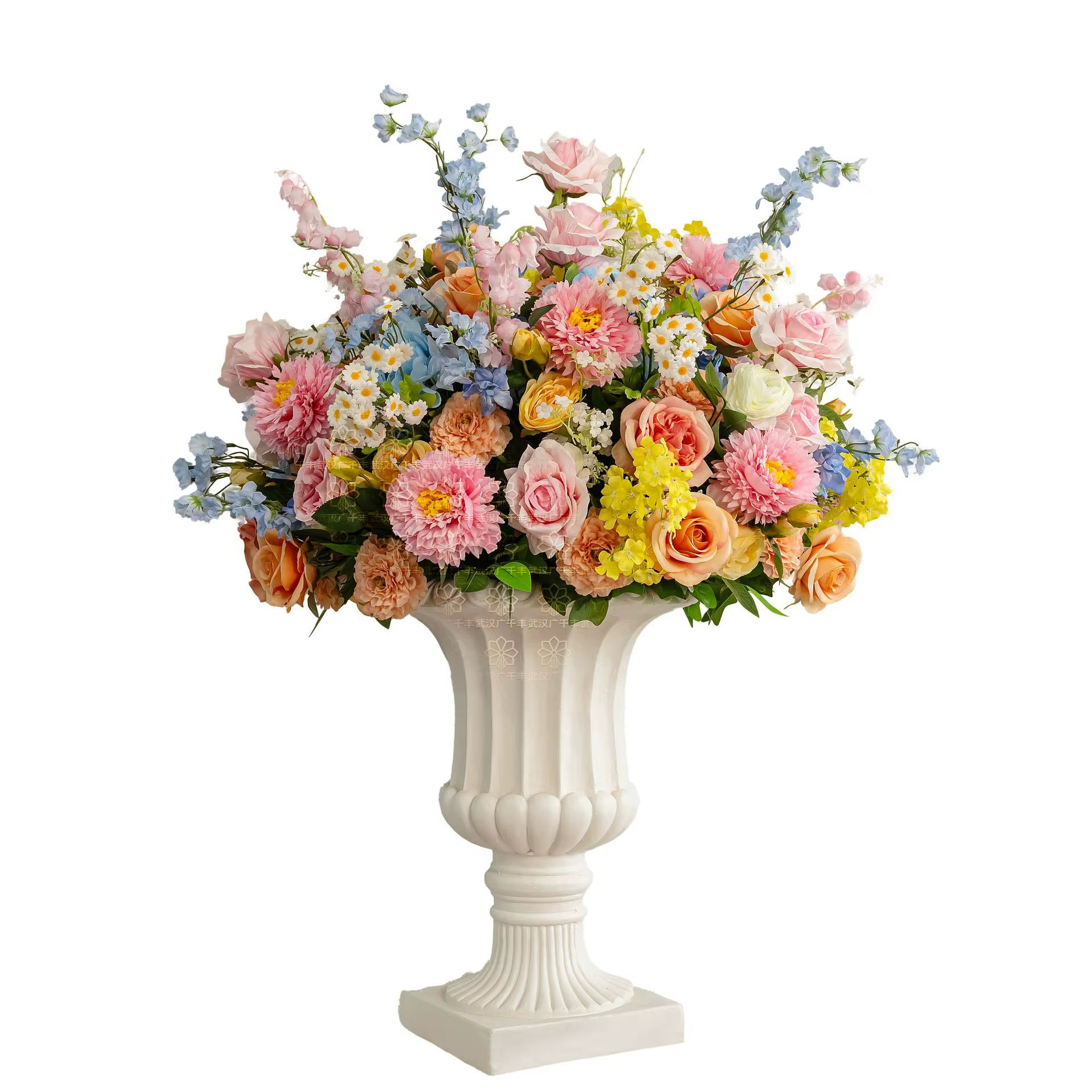 Accessoires de mariage : Colonnes romaines, pots de fleurs, boules de fleurs artificielles, lampadai