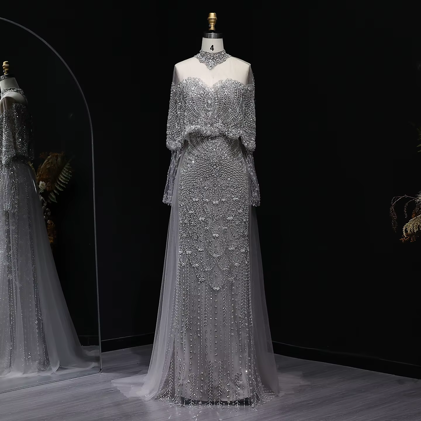 Sharon Said – magnifique robe de soirée arabe grise perlée, avec châle/cape, manches longues, pour f
