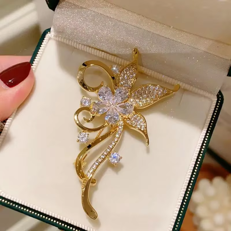 Broche Bauhinia en strass à la mode - Accessoire pour vêtements et manteaux pour femmes |   Cadeau d