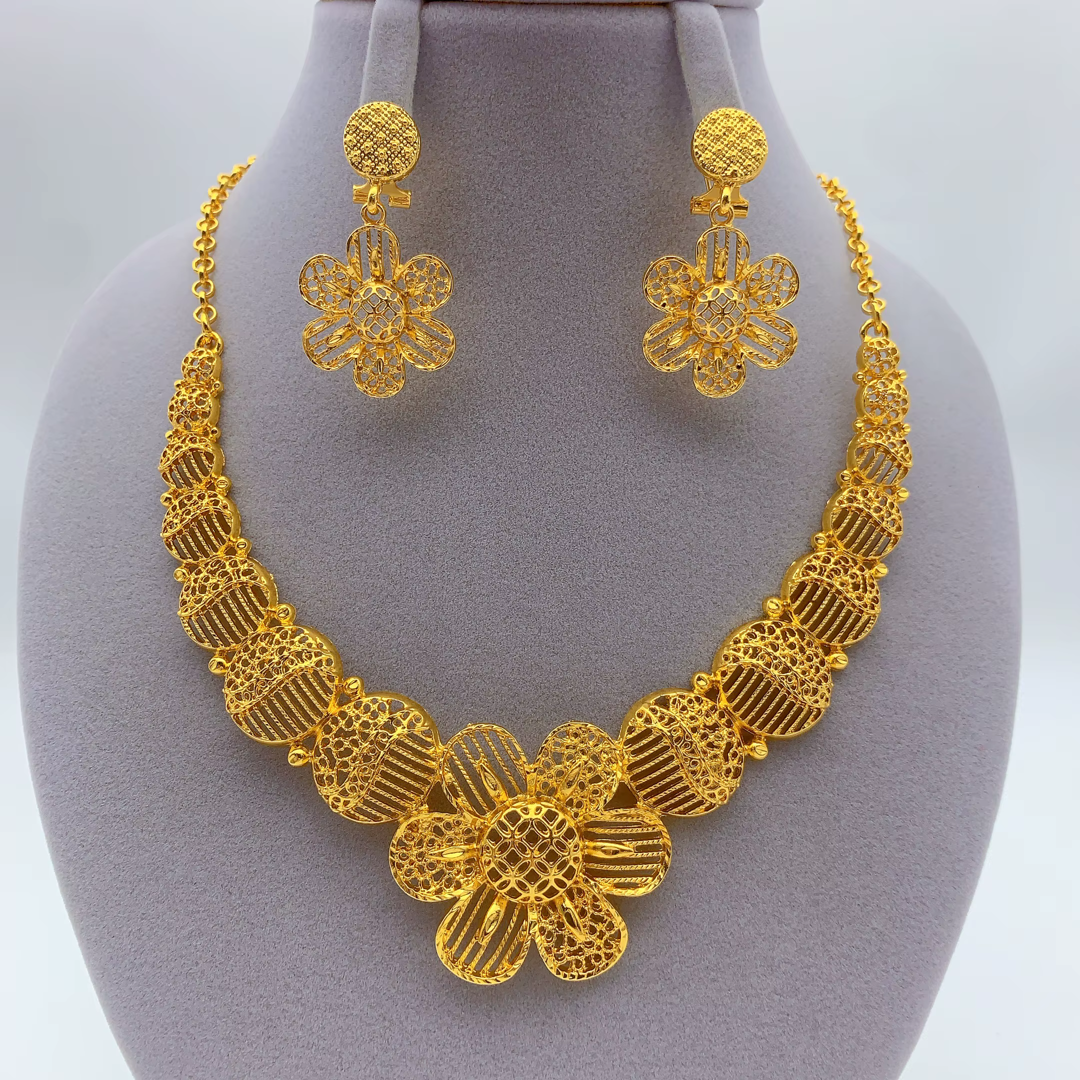 Dubaï 24K plaqué or collier boucles d'oreilles ensemble de bijoux pour femmes fleur africain indien