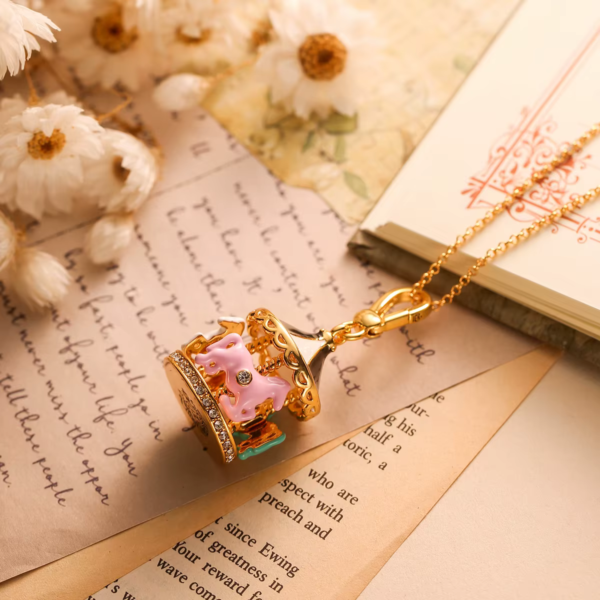 Collier pendentif carrousel en émail exquis, Style de luxe, accessoires de chaîne de pull, porte-clé