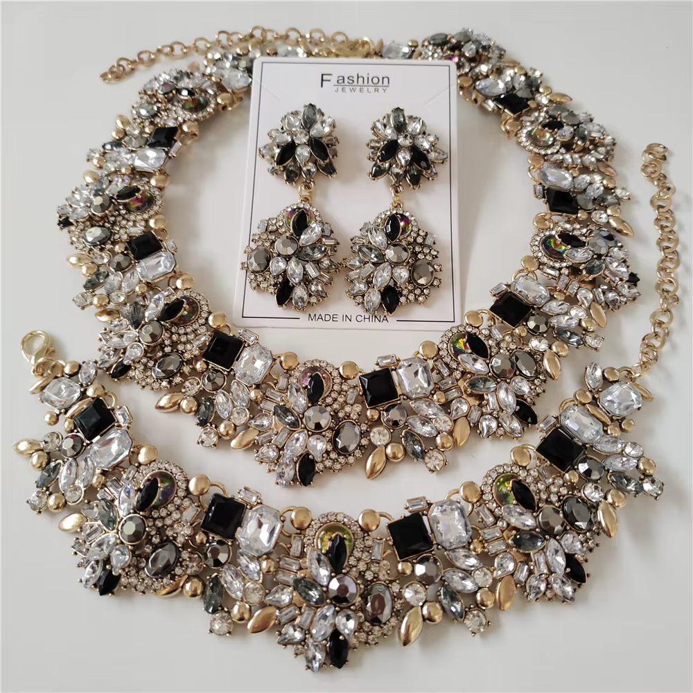 Ensemble de bijoux de luxe en cristal biscuits pour femmes, collier, bracelets, boucles d'oreilles, 