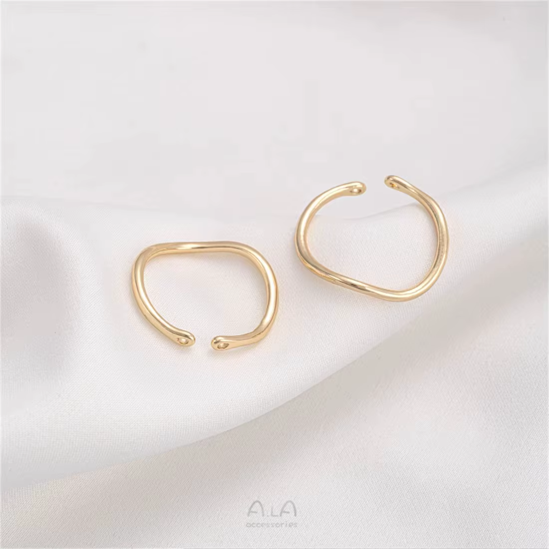 Ensemble de bagues incurvées ondulées enveloppées d'or 14K, avec perles de riz et anneau au trésor d