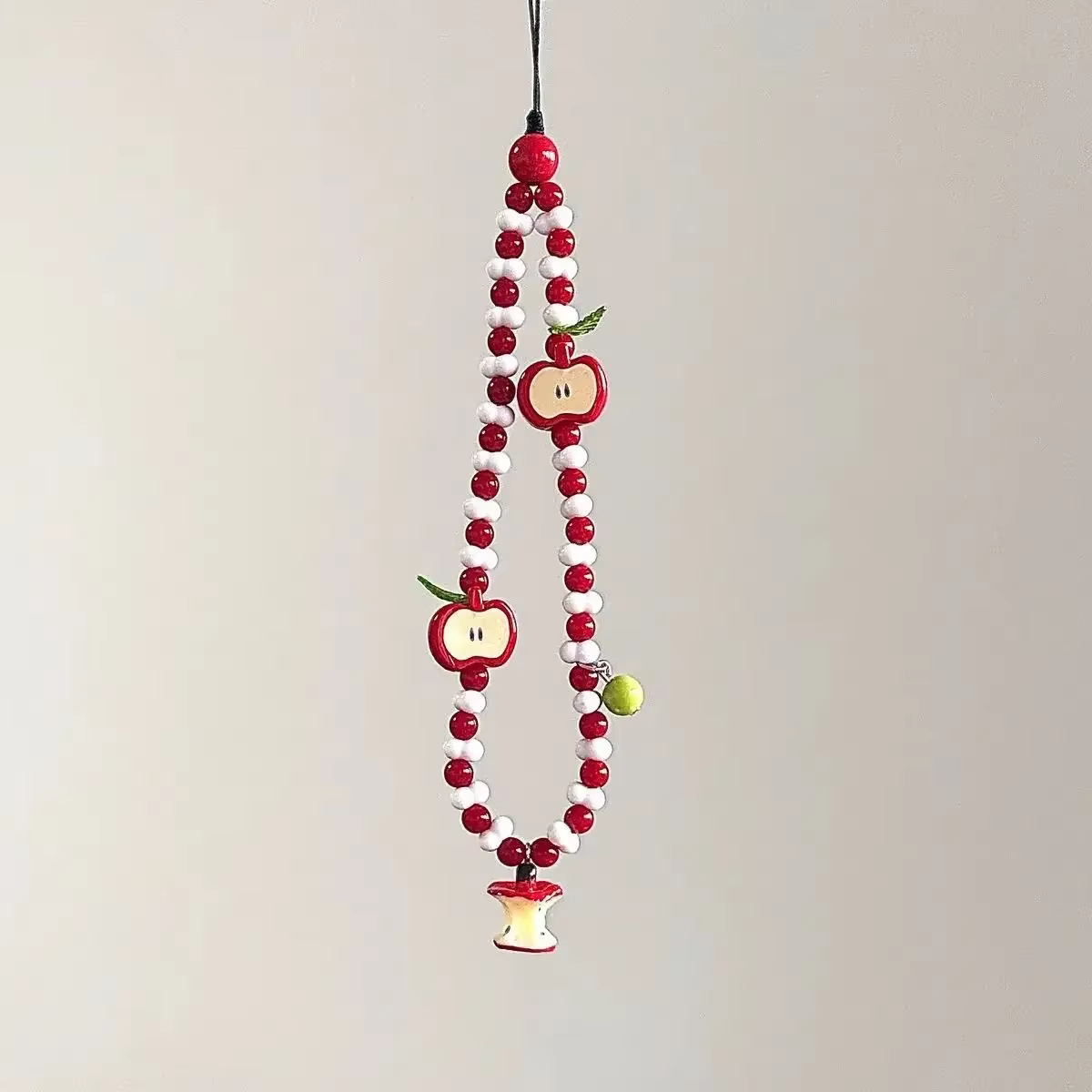 Avec pendentif à breloques de fruits, mignon Kawaii, perle blanche et rouge, sangle faite à la main 