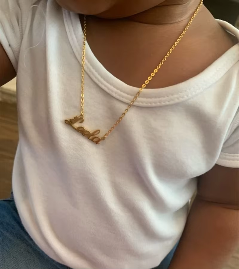 Collier personnalisé avec le nom de bébé, bijoux d'identification pour enfant, collier personnalisé 
