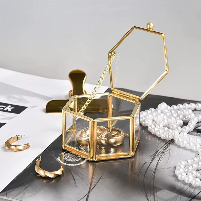 Boîte à bagues hexagonale haut de gamme en verre doré, boîte de rangement de bijoux luxueuse et rétr
