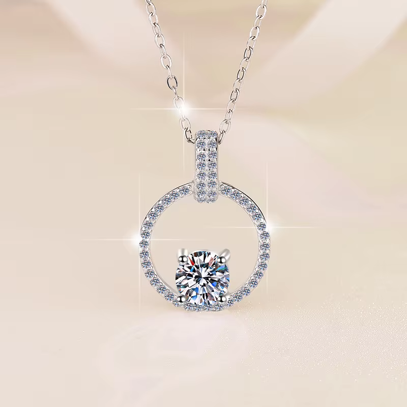 Collier en argent sterling S925 avec pendentif rond en moissanite pour femme, design original, bijou