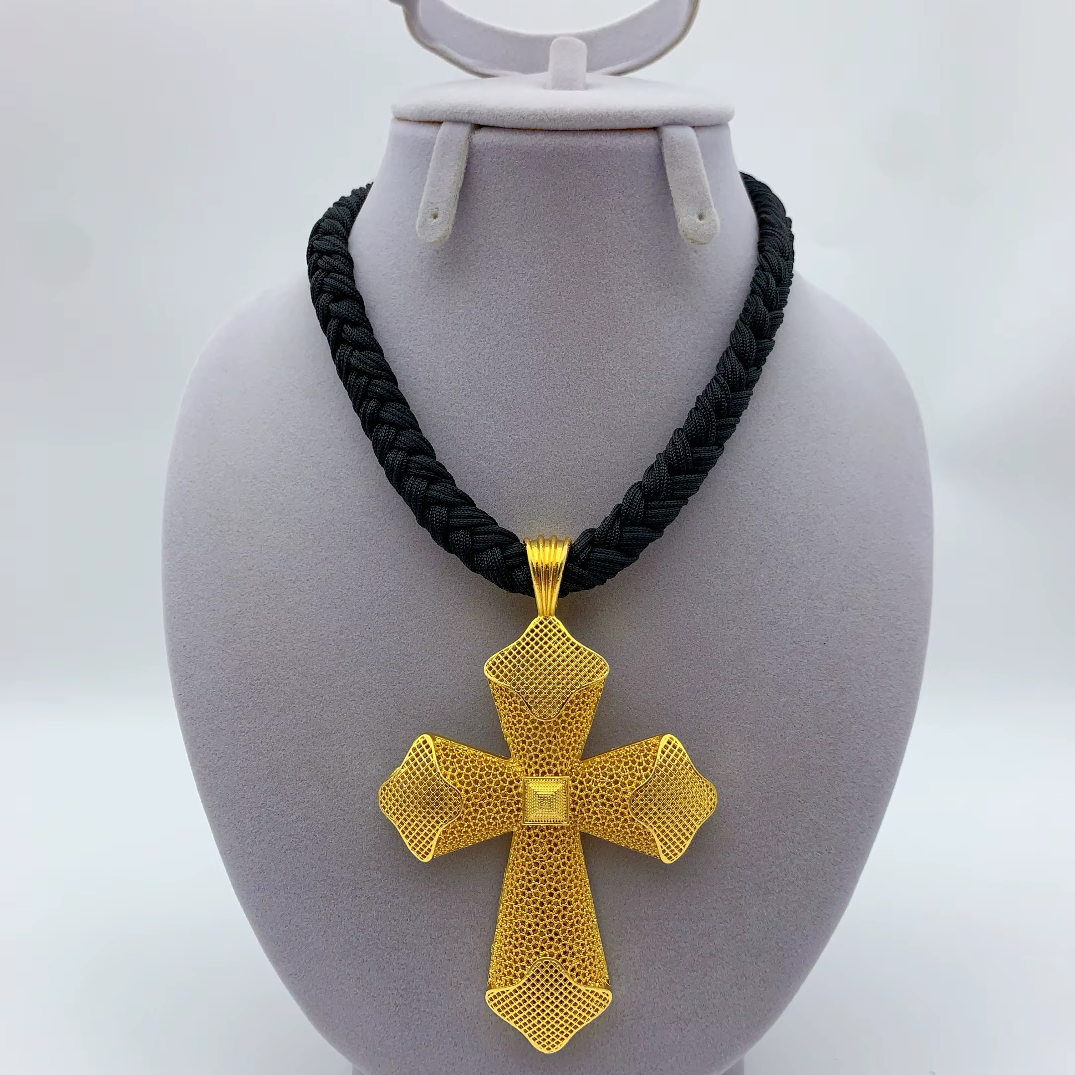 Pendentif croix couleur or dubaï, bijoux pour femmes et hommes, chaîne torsadée africaine, fête de m