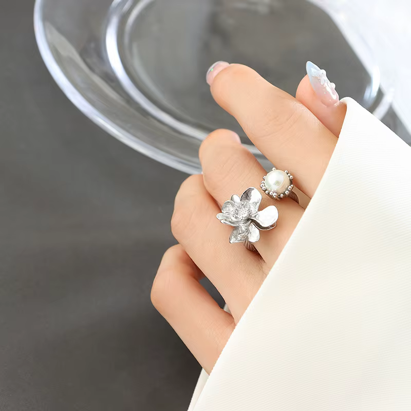 Bague Rétro Française à Motif Floral pour Femme, en Laiton avec Perles en Plastique Incrustées, Bagu