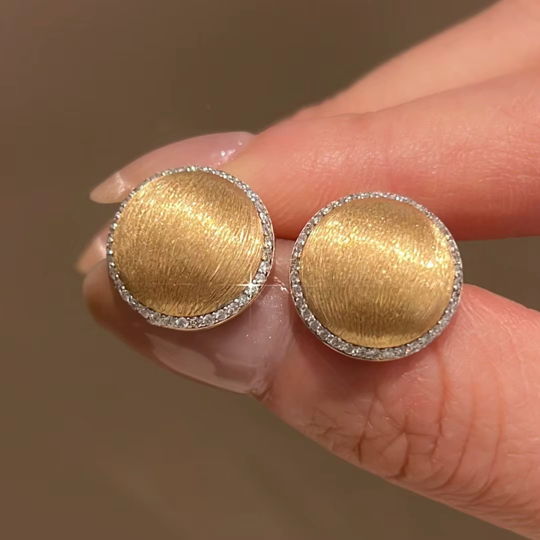 OKLA classique haut de gamme tréfilage incrusté diamant boucles d'oreilles rondes pour les femmes de