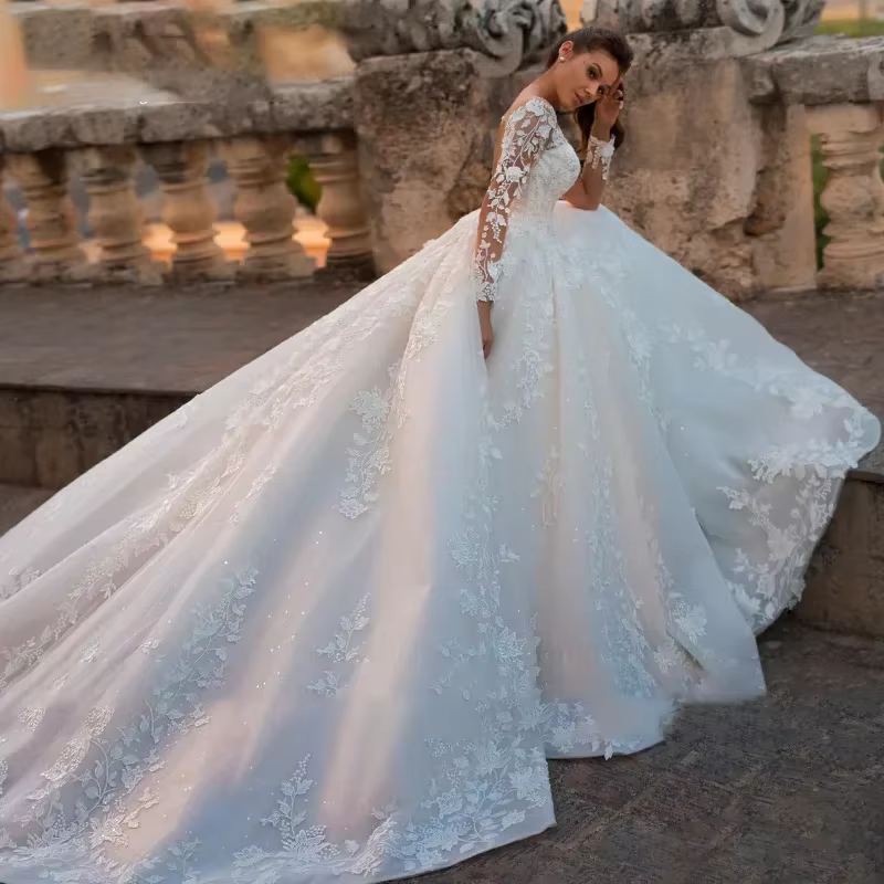 Robes De mariée De luxe col rond a-ligne robes De mariée dentelle Appliques manches longues Robe 202
