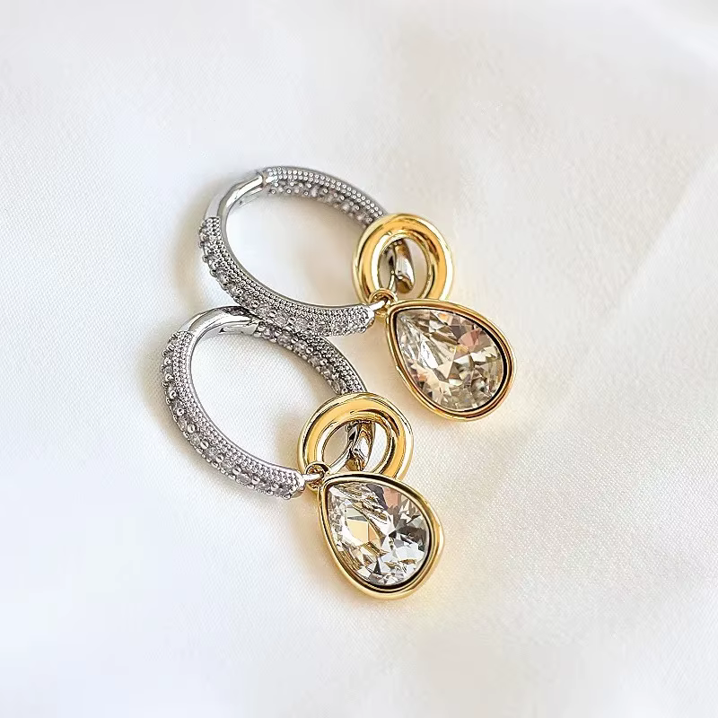 2025 nouveau Top qualité or argent diamant cristal noué concepteur luxe boucles d'oreilles femme Eur