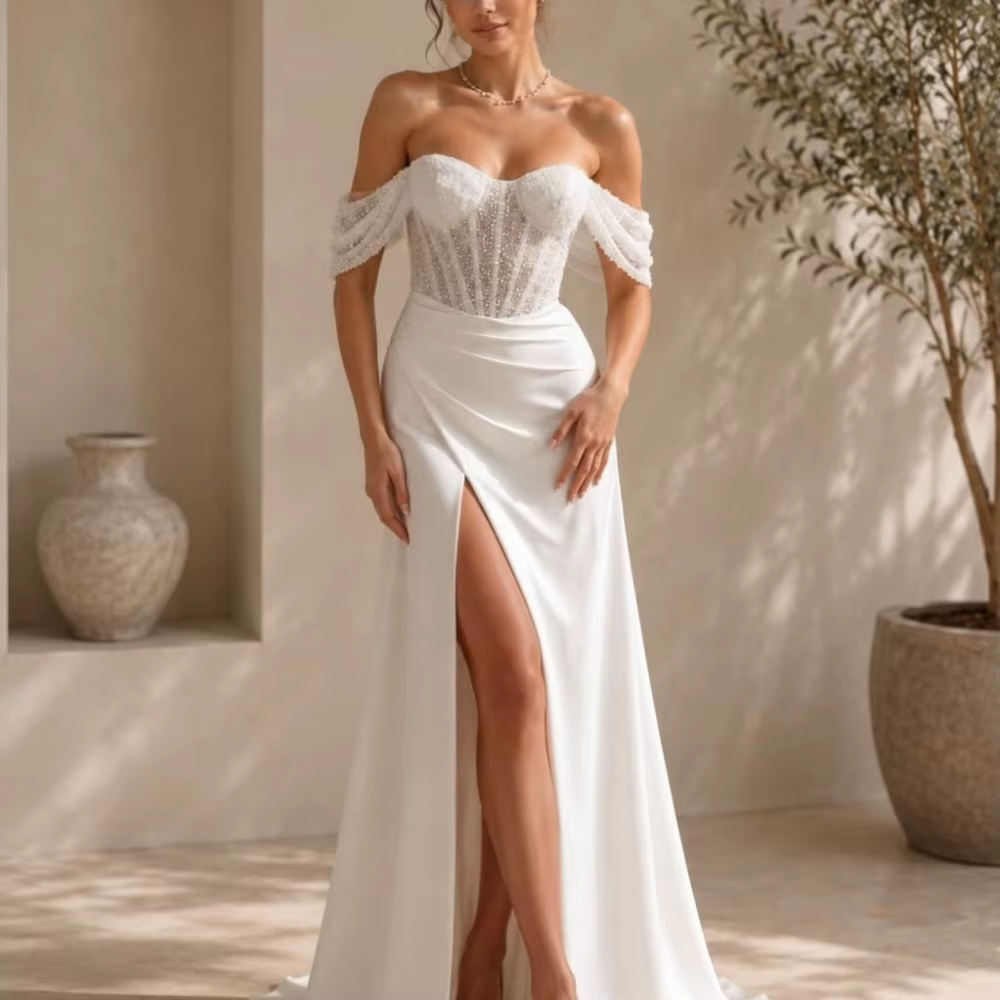 Robe de mariée sirène blanche élégante et minimaliste personnalisée avec des manches courtes en dent
