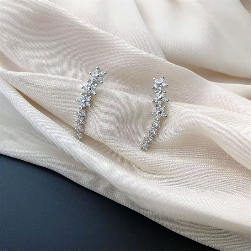 Boucles d'oreilles en Zircon pour femmes, couleur argent, fleur, étoile, Simple, Piercing en métal, 