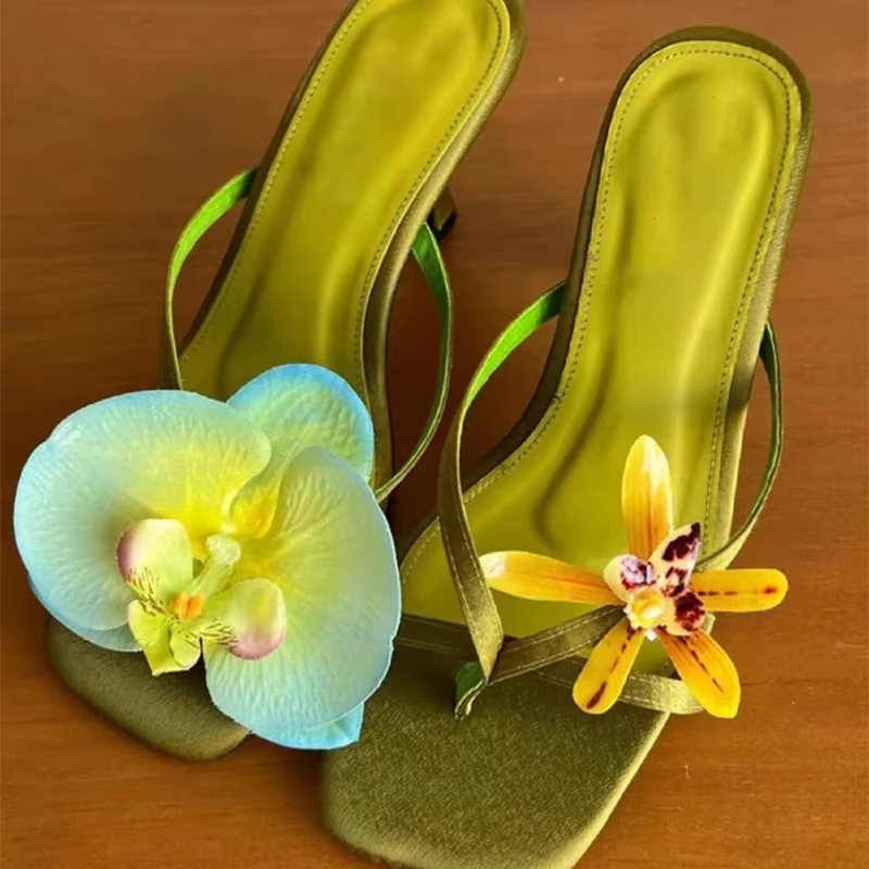 Sandales à fleurs pour femmes, marque de luxe, pantoufles d'été à Clip, Cool, voyage, plage, pratiqu