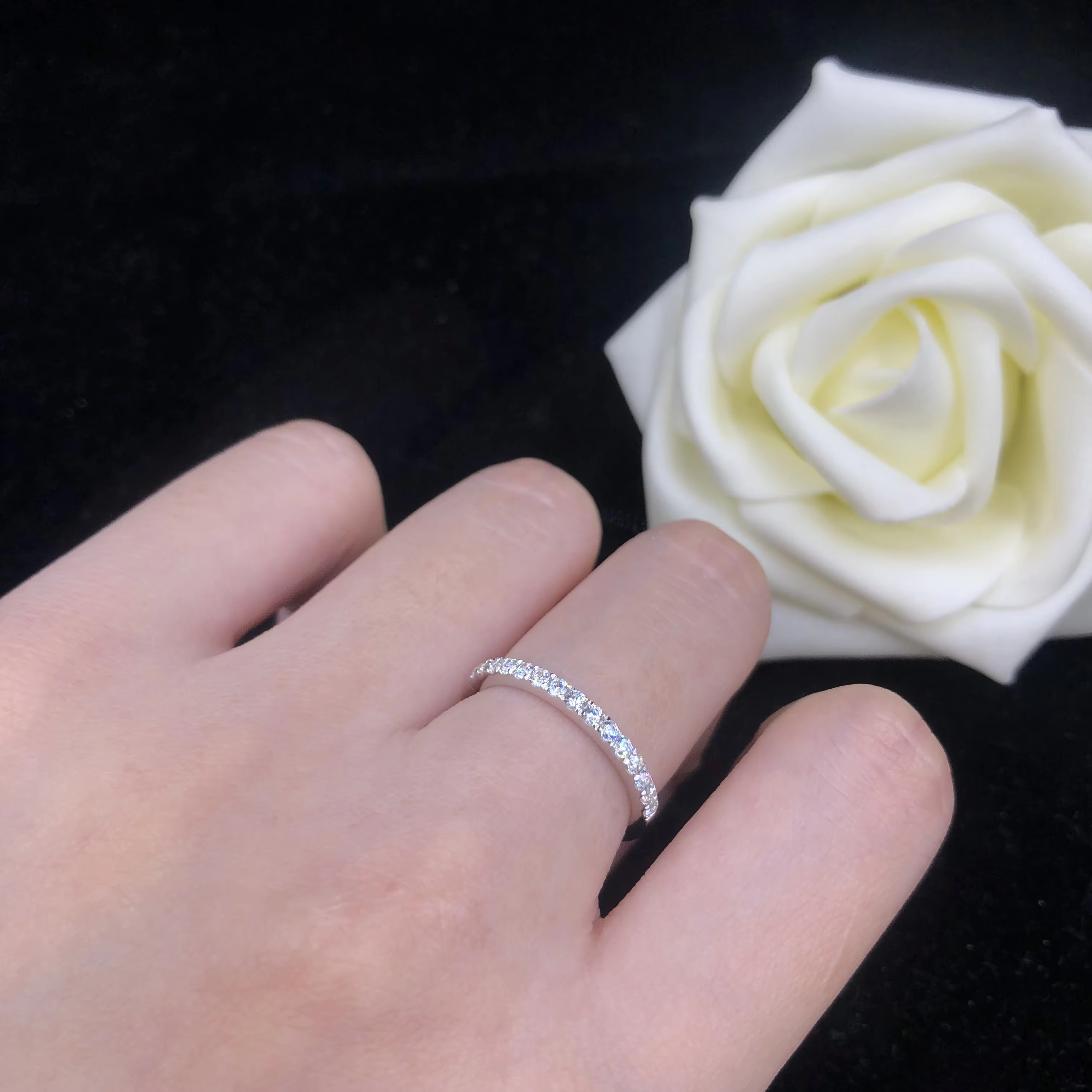 Bague Femme Demi-Éternité, 1.5mm, 0,23 ct, Coupe Ronde D VVl's Moissanite, Alliance, Bijoux en Or Bl