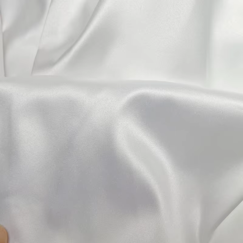 Perles robes de mariée pour mariée 2025 col transparent manches longues à lacets fermeture cheville 