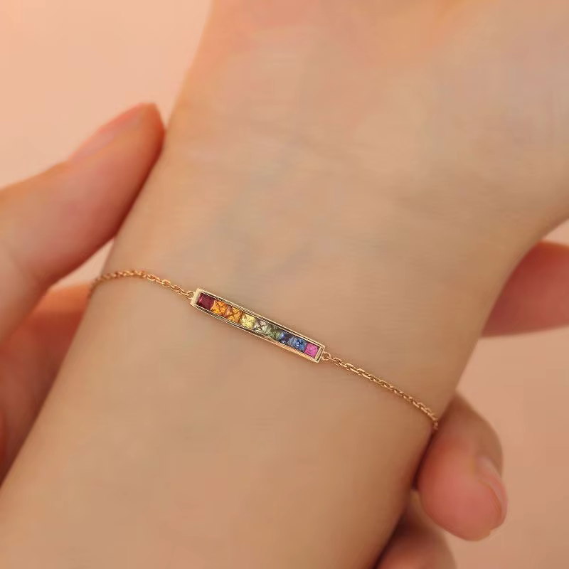 Poutre d'équilibre arc-en-ciel ultrafine, chaîne à main incrustée de saphir de couleur pour femmes, 