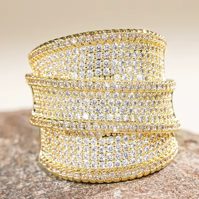 Huitan – bague large de luxe pour femmes, accessoires de mode pour fête de mariage, zircone cubique 