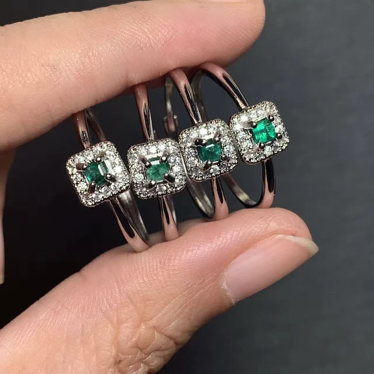 Bague en émeraude naturelle 60 carats, ajustable, classique, pour femme, bijoux, cadeau, vente en gr