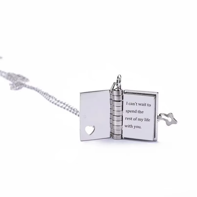 Collier enveloppe texte personnalisé médaillon ouverture livre pendentif Couple Album Photo personna