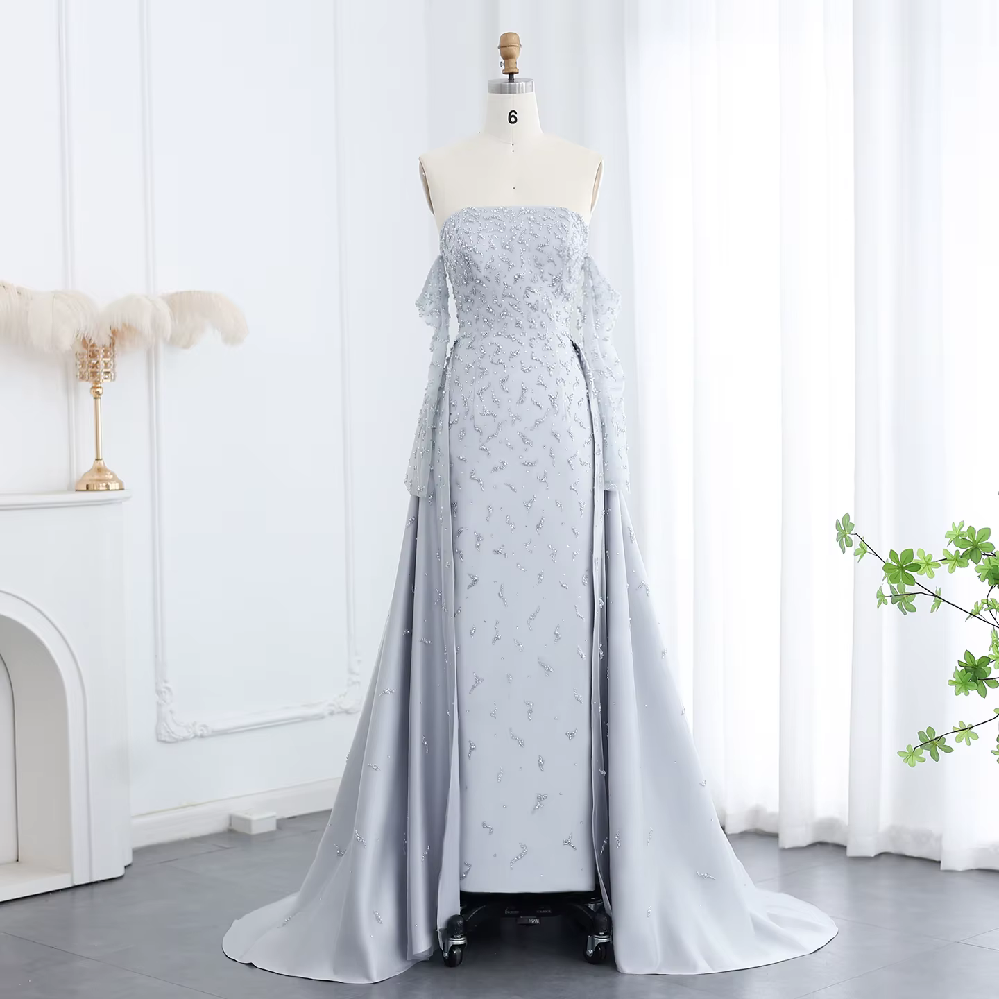 Robe de soirée de luxe Sharon Said gris argenté avec manches et jupes superposées pour femme, idéale